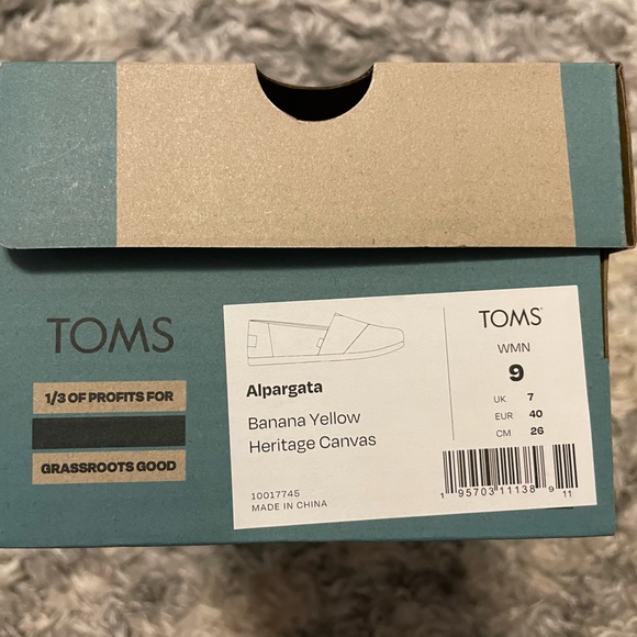 Toms Alpargata Canvas Slip On Shoes: Banana Yellow Size 9 Women - Picture 2 of 2